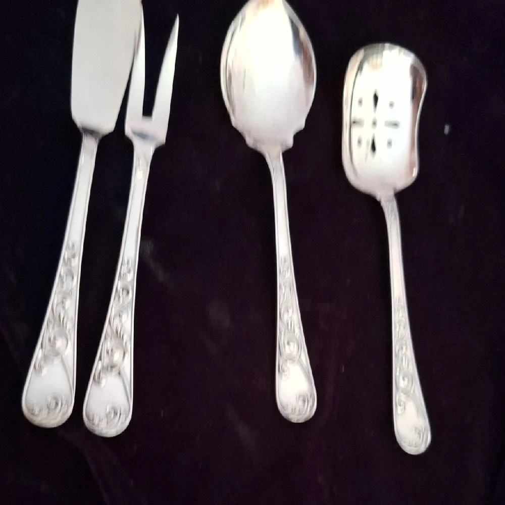 Vintage SElegant Silver Cutlery Set